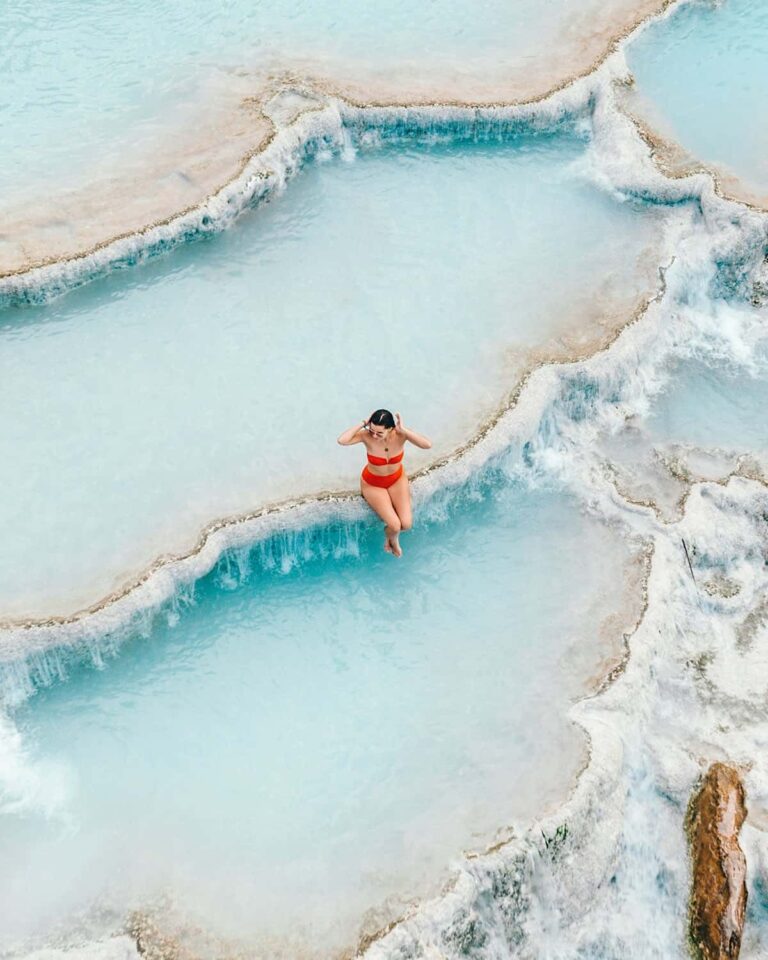 Pamukkale Hot Springs: Experience Turkey’s Spectacular Natural Baths