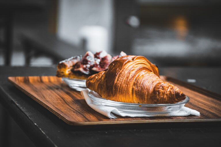 Croissant Chronicles: From French Origins to Global Obsession